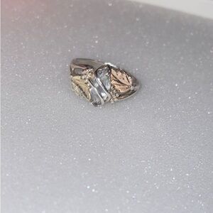 12k+925 Black hills ring with CZ?